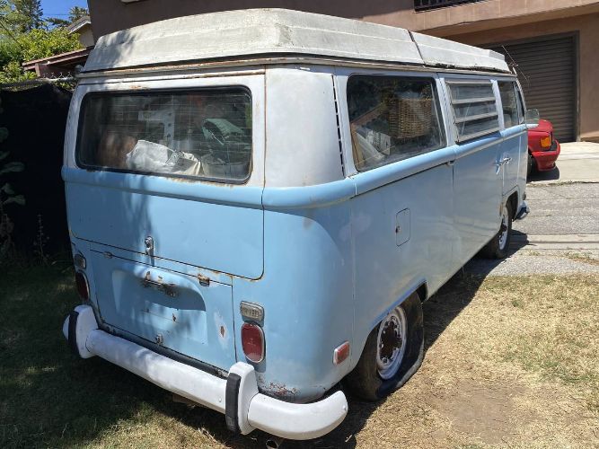 Unknown-Bus-1970-Blue-4