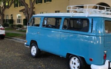 Unknown-Bus-1970-Blue-4