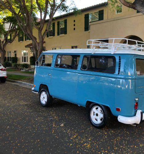 Unknown-Bus-1970-Blue-4