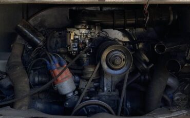 Unknown-Bus-1970-Blue-6