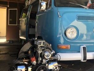 Unknown-Bus-1970-Blue-8