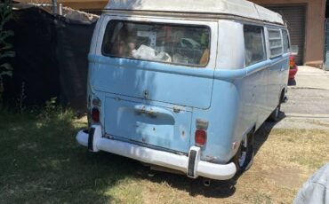 Unknown-Bus-1970-Blue-9