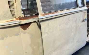 Unknown-Bus-1970-Brown-7