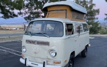 Unknown-Bus-1970-White