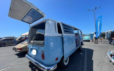 Unknown-Bus-1971-Blue-1