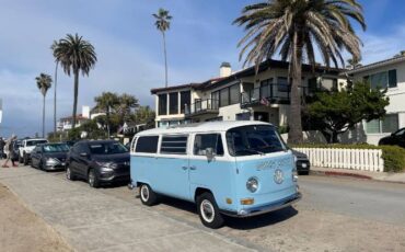 Unknown-Bus-1971-Blue-13
