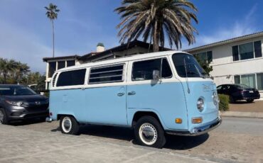 Unknown-Bus-1971-Blue-15
