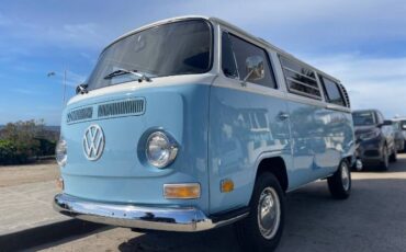 Unknown-Bus-1971-Blue-18