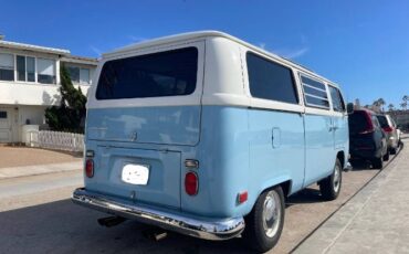 Unknown-Bus-1971-Blue-2