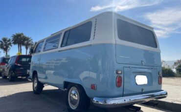 Unknown-Bus-1971-Blue