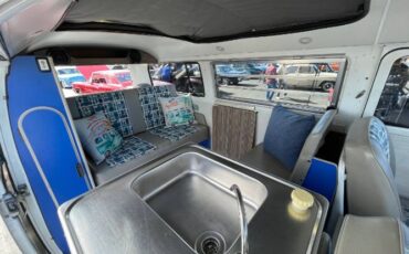 Unknown-Bus-1971-Blue-8
