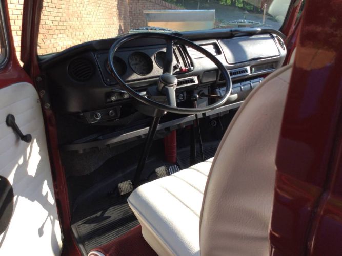 Unknown-Bus-1971-Red-10