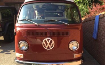 Unknown-Bus-1971-Red-12