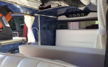 Unknown-Bus-1971-Red-15