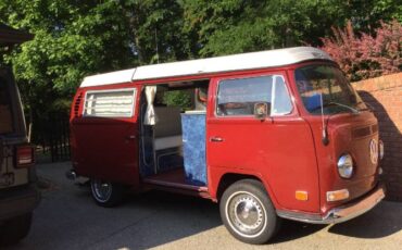 Unknown-Bus-1971-Red-20