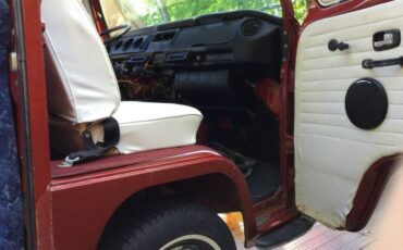 Unknown-Bus-1971-Red-5
