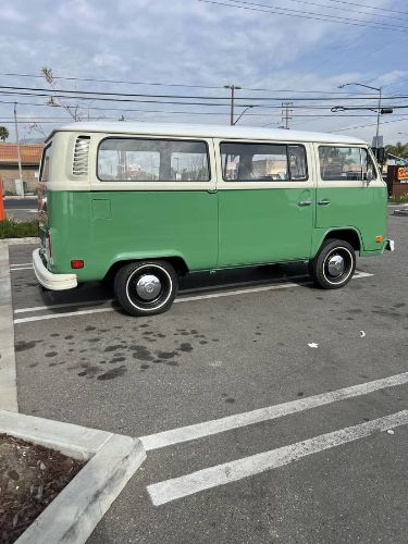 Unknown-Bus-1973-7