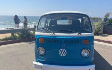 Unknown-Bus-1973-Blue-1