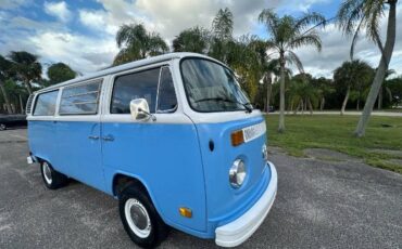 Unknown-Bus-1973-Blue-15