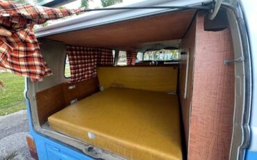 Unknown-Bus-1973-Blue-17