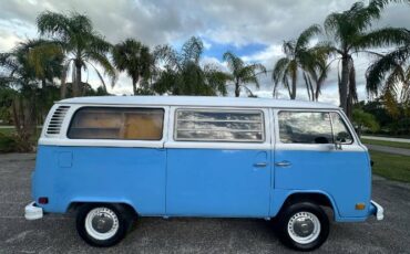 Unknown-Bus-1973-Blue-19