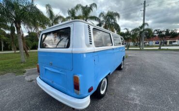 Unknown-Bus-1973-Blue-20