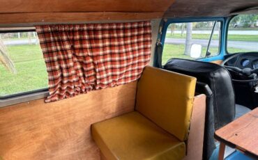 Unknown-Bus-1973-Blue-3