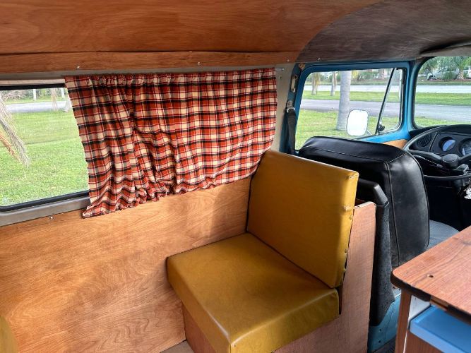 Unknown-Bus-1973-Blue-3