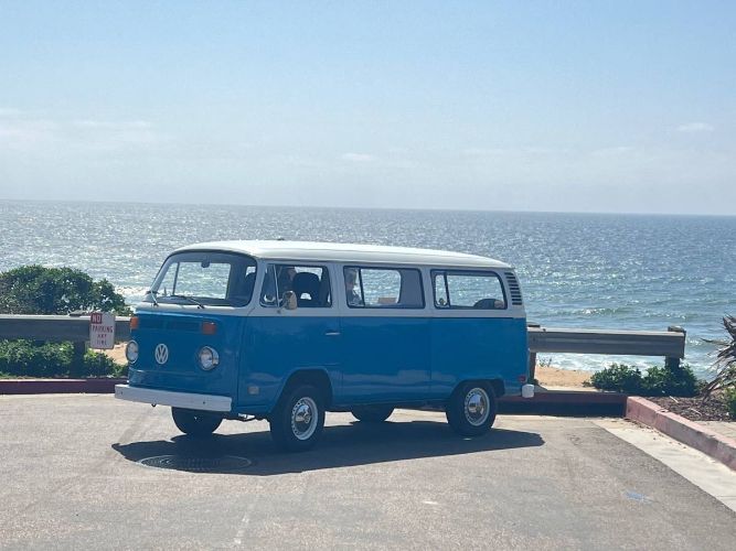 Unknown-Bus-1973-Blue-6