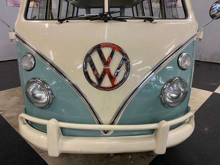 Unknown-Bus-1973-Light-Green-Eggs-Light-Tan-12