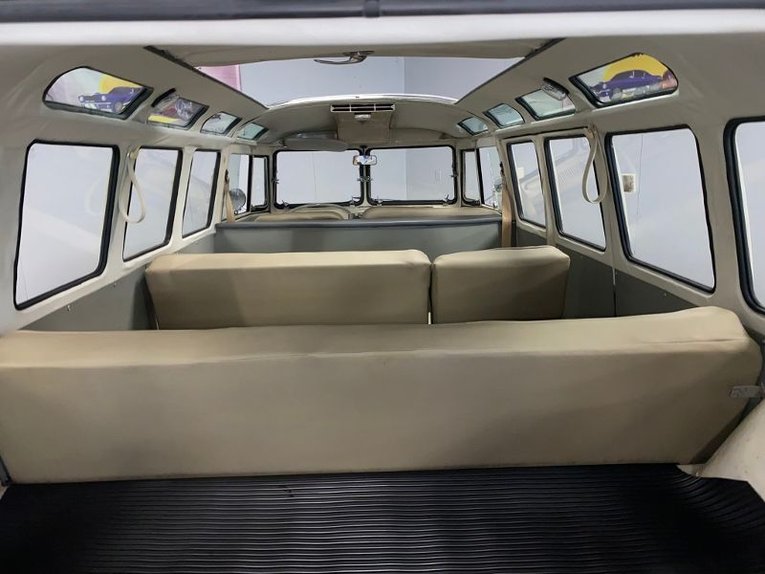Unknown-Bus-1973-Light-Green-Eggs-Light-Tan-13