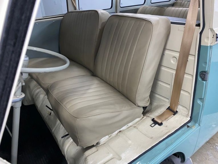 Unknown-Bus-1973-Light-Green-Eggs-Light-Tan-17