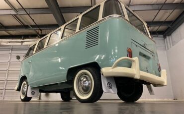 Unknown-Bus-1973-Light-Green-Eggs-Light-Tan-2
