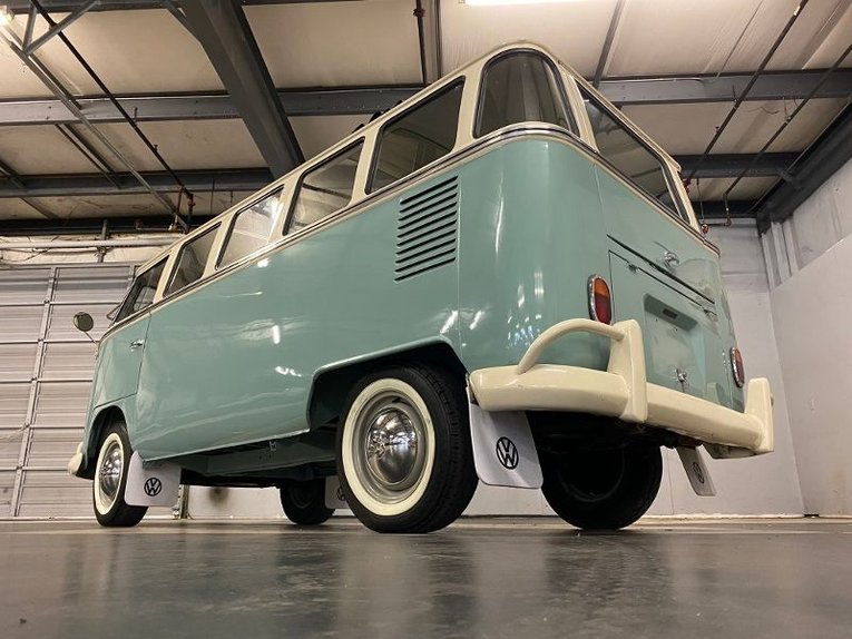 Unknown-Bus-1973-Light-Green-Eggs-Light-Tan-2
