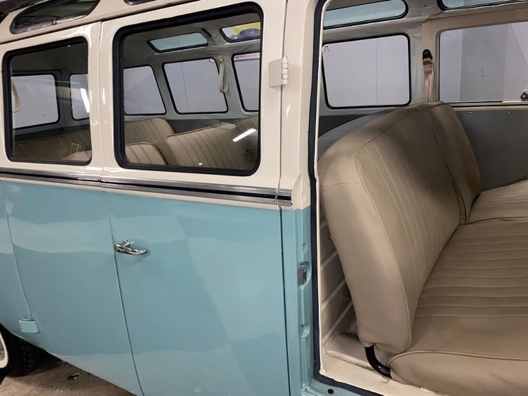 Unknown-Bus-1973-Light-Green-Eggs-Light-Tan-37