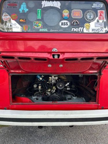 Unknown-Bus-1973-Red-Black-3