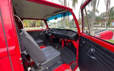 Unknown-Bus-1973-Red-Black-4