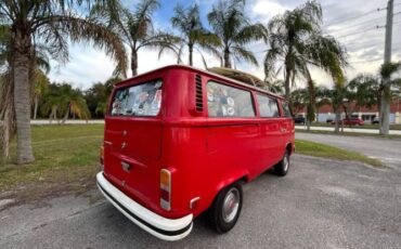 Unknown-Bus-1973-Red-Black-7