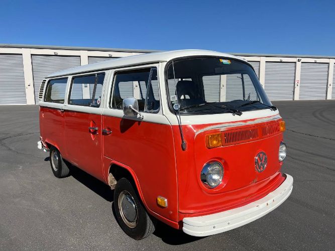 Unknown-Bus-1974-16