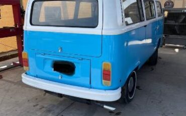 Unknown-Bus-1974-Blue-1