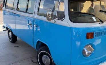 Unknown-Bus-1974-Blue-10