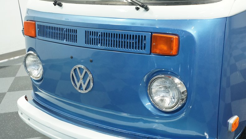 Unknown-Bus-1974-Blue-Plaid-24