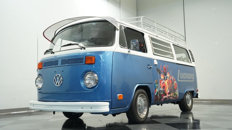 Unknown-Bus-1974-Blue-Plaid-26
