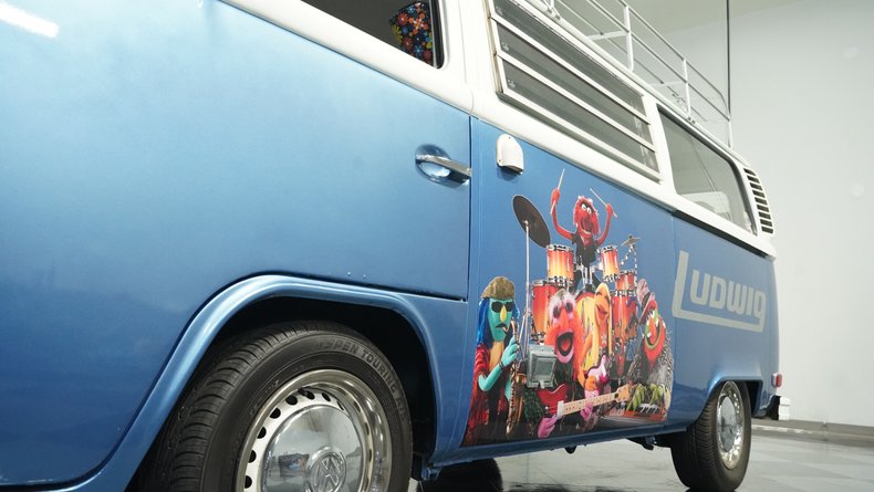 Unknown-Bus-1974-Blue-Plaid-27