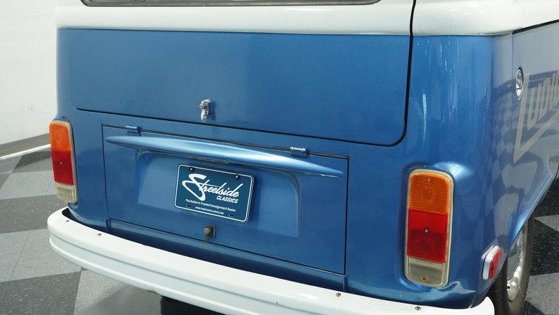Unknown-Bus-1974-Blue-Plaid-29