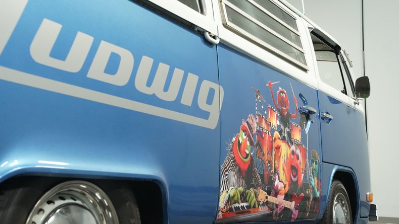 Unknown-Bus-1974-Blue-Plaid-31