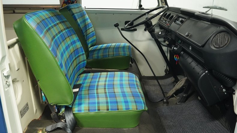 Unknown-Bus-1974-Blue-Plaid-4