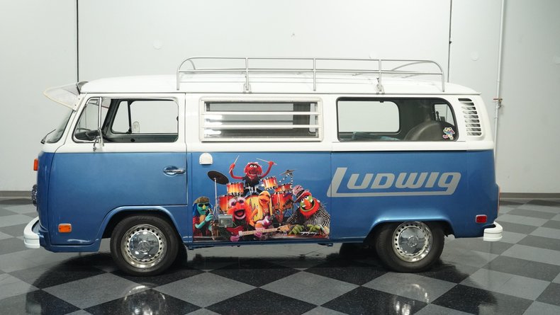 Unknown-Bus-1974-Blue-Plaid