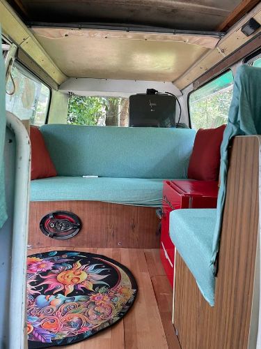 Unknown-Bus-1974-Custom-17