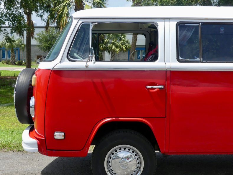Unknown-Bus-1974-Red-Multicolor-32